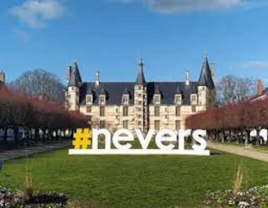 Apartment Nevers, De Standing Proche De La Gare